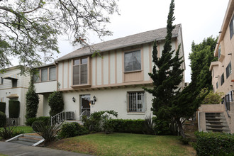 169 N La Peer Dr in Beverly Hills, CA - Building Photo - Building Photo