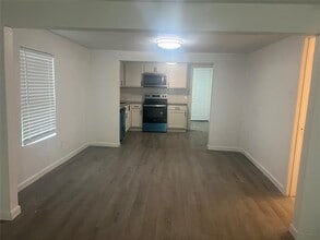 115 Buchanan St in Whitesboro, TX - Building Photo - Building Photo