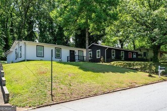 338 Lincoln St SW in Atlanta, GA - Building Photo - Building Photo