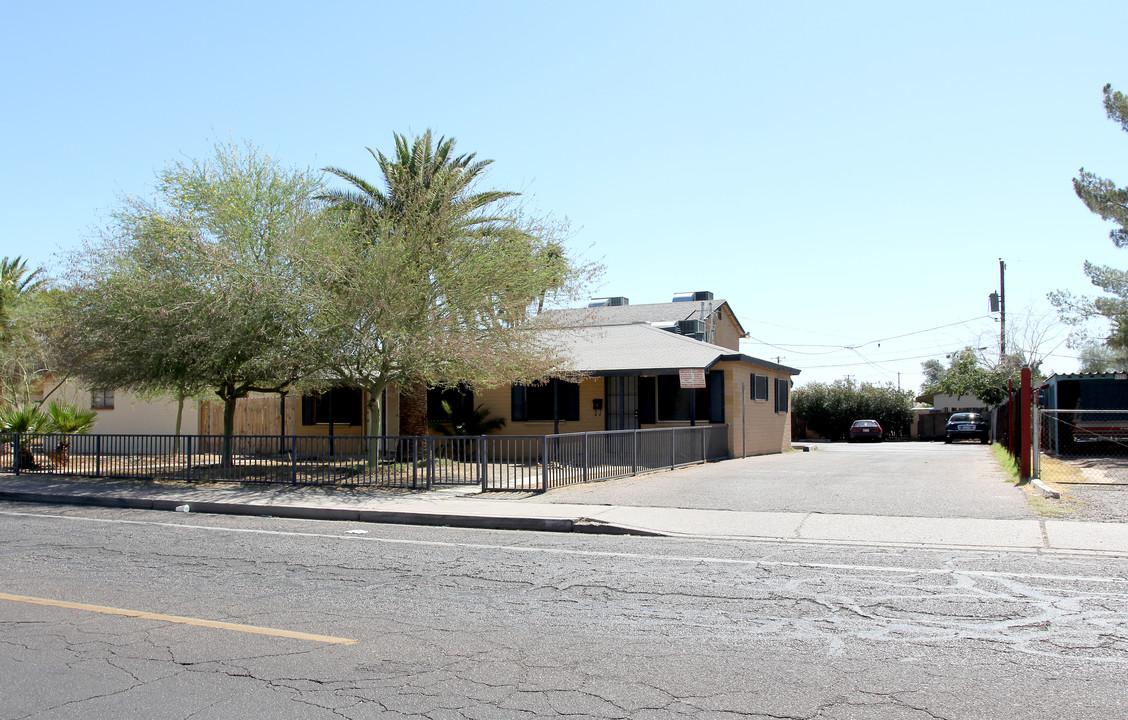 4225-27 29 N 23rd Ave in Phoenix, AZ - Building Photo