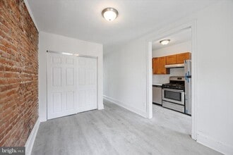 3645 Indian Queen Ln in Philadelphia, PA - Building Photo - Building Photo