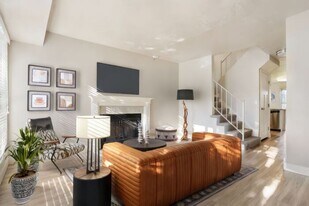 1231 Vine Ridge Way in Murray, UT - Building Photo