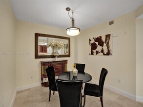 2509 N Ocean Blvd in Fort Lauderdale, FL - Building Photo - Building Photo
