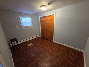 2015 Corbin Ave in New Britain, CT - Building Photo - Building Photo