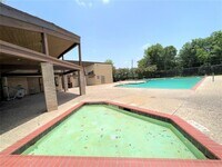 2146 Hazlitt Dr photo'