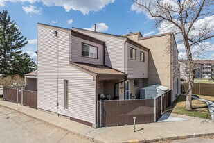 14650 25 St NW in Edmonton, AB - Building Photo