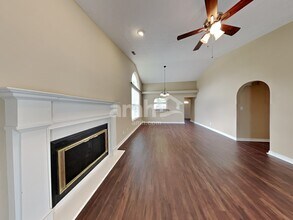 12985 Sweet Briar Pky in Fishers, IN - Building Photo - Building Photo