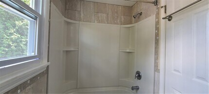 1165 Whitney Road East in Fairport, NY - Building Photo - Building Photo