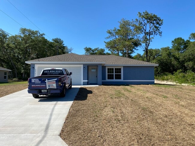 property at 2731 SW 137th Pl