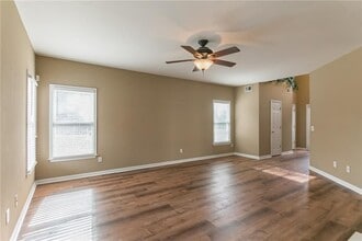 305 Foe Creek Dr in Roswell, GA - Building Photo - Building Photo