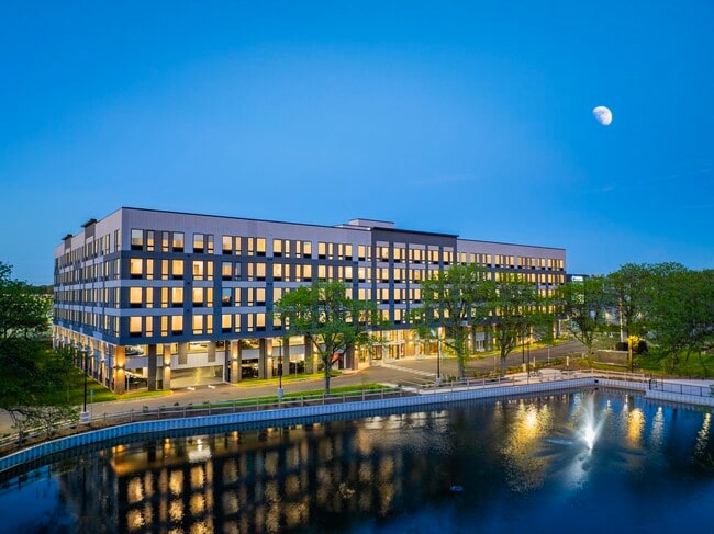 120 W Passaic St in Rochelle Park, NJ - Building Photo - Building Photo