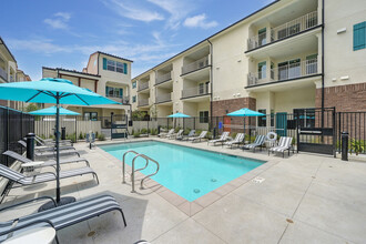 The Commodore Apartments in National City, CA - Building Photo - Building Photo