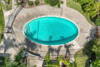 Fairhaven Village in Santa Ana, CA - Building Photo - Building Photo