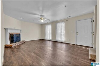 218 Willow Point Cir in Alabaster, AL - Building Photo - Building Photo