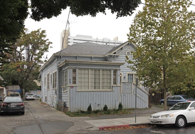 61-63 S 8th St in San Jose, CA - Foto de edificio - Building Photo