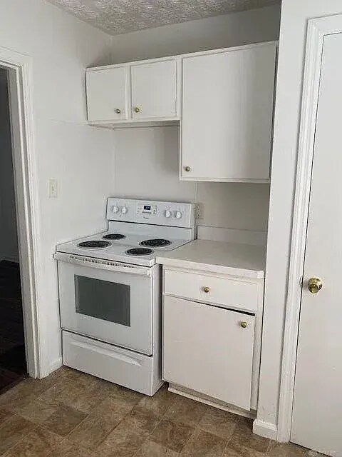 3653 Karwin Dr in Dayton, OH - Building Photo - Building Photo