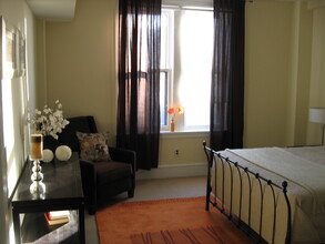 2201 Chestnut St, Unit 504 in Philadelphia, PA - Building Photo - Building Photo