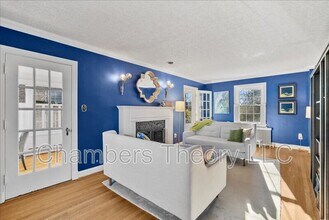 2412 N Columbus St in Arlington, VA - Building Photo - Building Photo