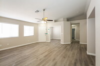 6820 Rio Sands Ct in Las Vegas, NV - Building Photo - Building Photo