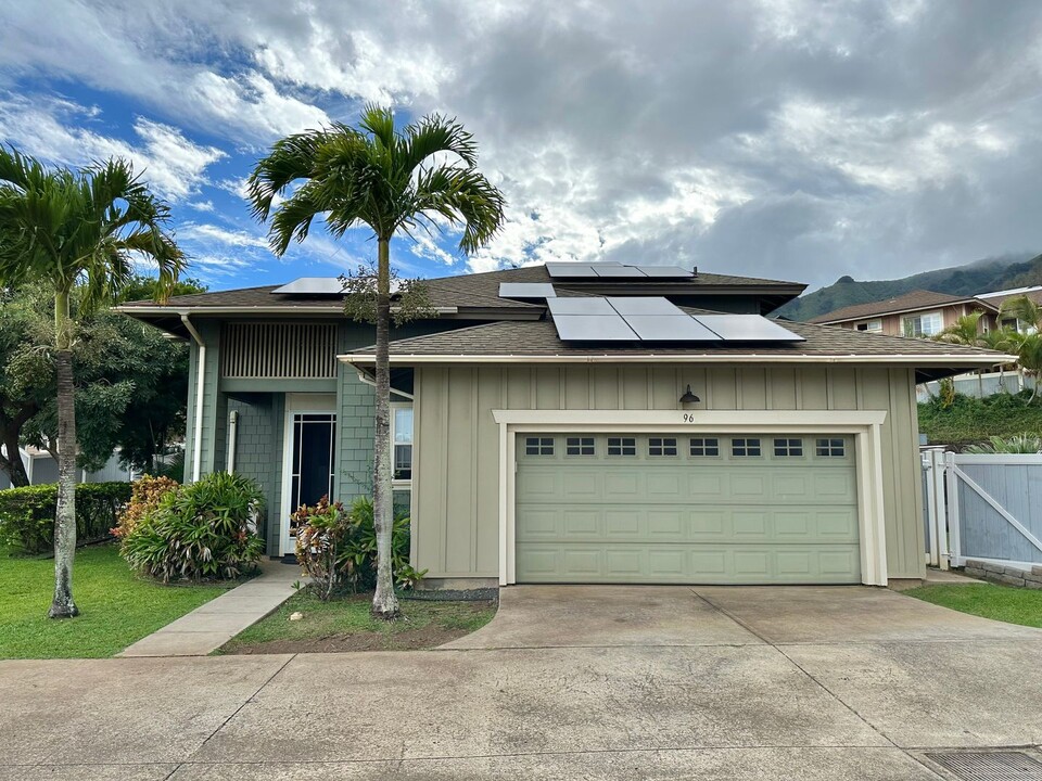 96 Maka Hou Loop in Wailuku, HI - Foto de edificio