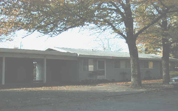 115 Wapoo Ave in Calistoga, CA - Foto de edificio - Building Photo