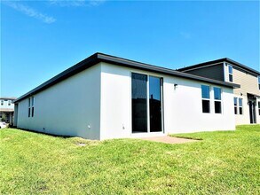 3893 Marbella Way in Davenport, FL - Building Photo - Building Photo