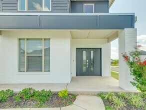 2100 El Cajon St in Edmond, OK - Building Photo - Building Photo