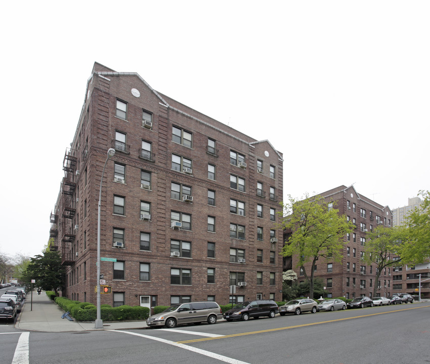 Ethan Allen in Forest Hills, NY - Building Photo