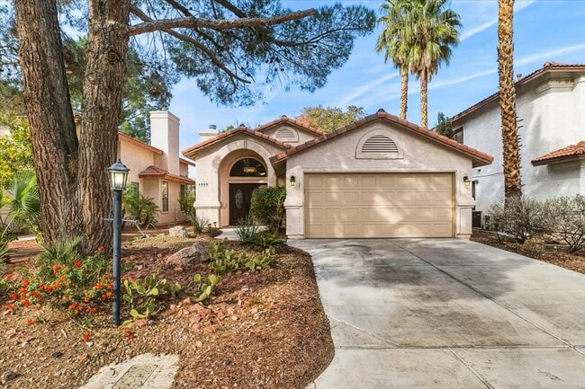 property at 4909 Fiesta Lakes St