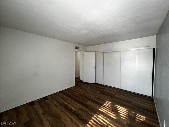 1428 Lorilyn Ave in Las Vegas, NV - Building Photo - Building Photo