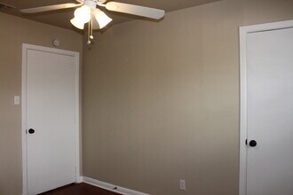 4414 45th St in Lubbock, TX - Building Photo - Building Photo