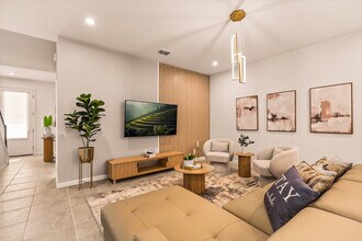 2329 Distant Sun Trl, Unit SI ID1263248P in Kissimmee, FL - Building Photo - Building Photo