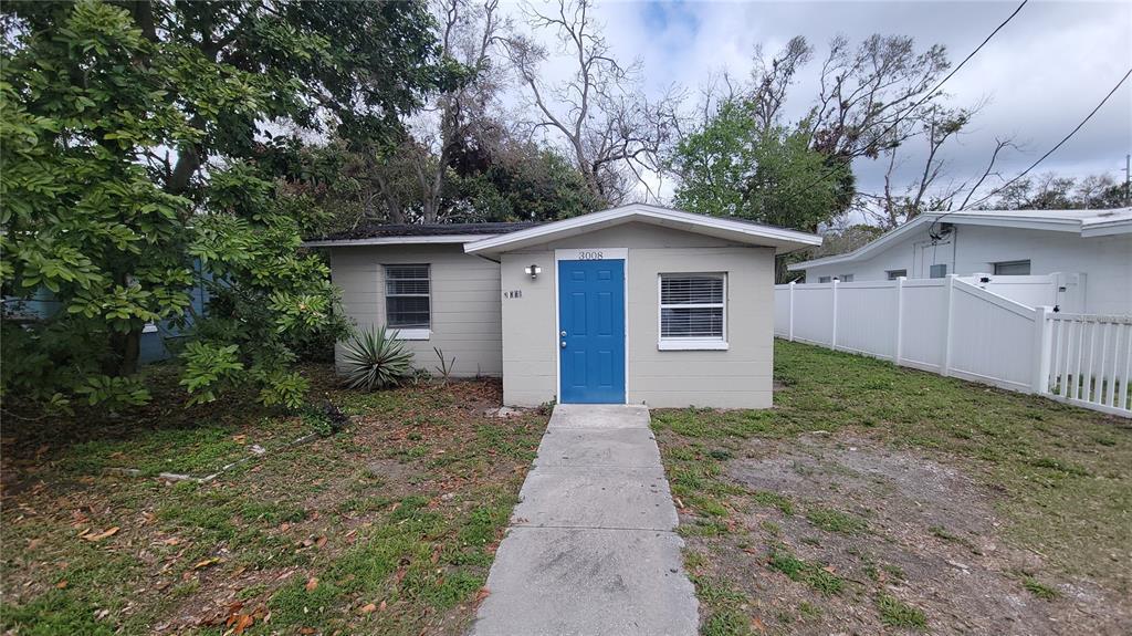 3008 E Chelsea St in Tampa, FL - Building Photo