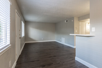 Embers Apartments **ALL BILLS PAID in Pasadena, TX - Building Photo - Interior Photo