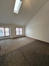 8 Myrtle Ave, Unit 2 in Albany, NY - Building Photo - Building Photo