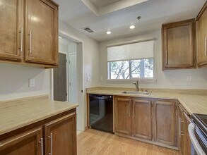 1370 Las Juntas Way in Walnut Creek, CA - Building Photo - Building Photo