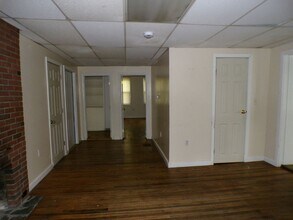 74 N Main Ave in Orono, ME - Building Photo - Building Photo