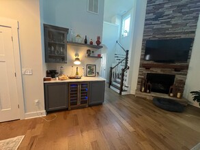 40 Elmsley Rd in Greenville, SC - Foto de edificio - Building Photo