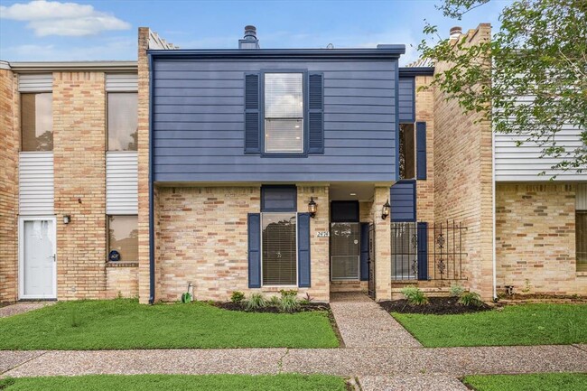property at 2474 Country Club Dr