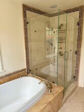 124 Lois Ln in Palo Alto, CA - Building Photo - Building Photo