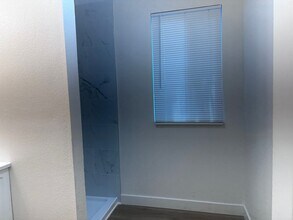 22814 14th St, Unit HEB-1 in Santa Clarita, CA - Building Photo - Building Photo