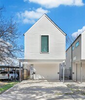 7407 Rusk St in Houston, TX - Building Photo