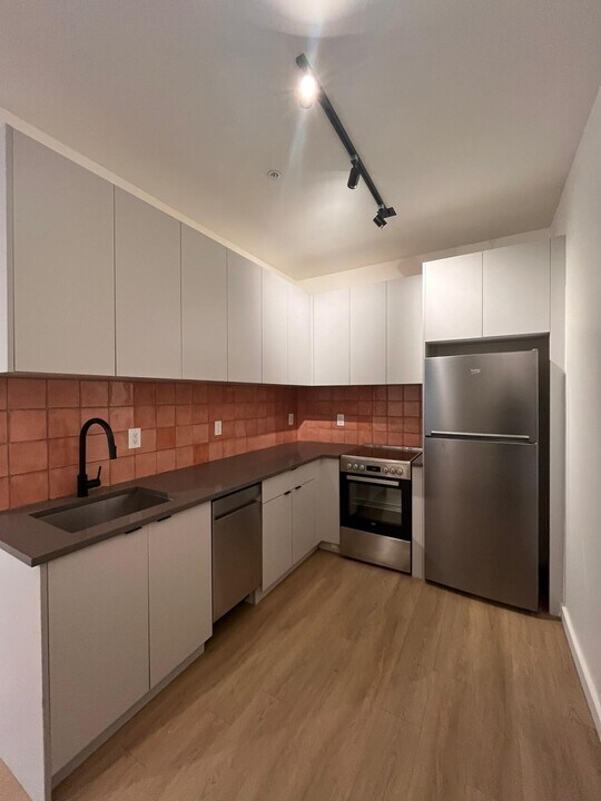 328 Pacific Ave, Unit 106 in Jersey City, NJ - Foto de edificio