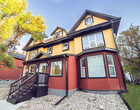 2725 15th Av