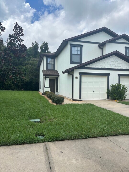 159 Merlot Way in St. Augustine, FL - Building Photo