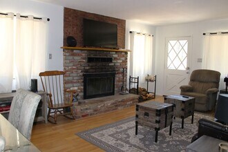 101 Acorn Ave in Bodfish, CA - Building Photo - Building Photo