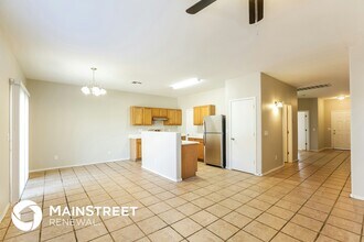 7102 W Hess Ave in Phoenix, AZ - Building Photo - Building Photo