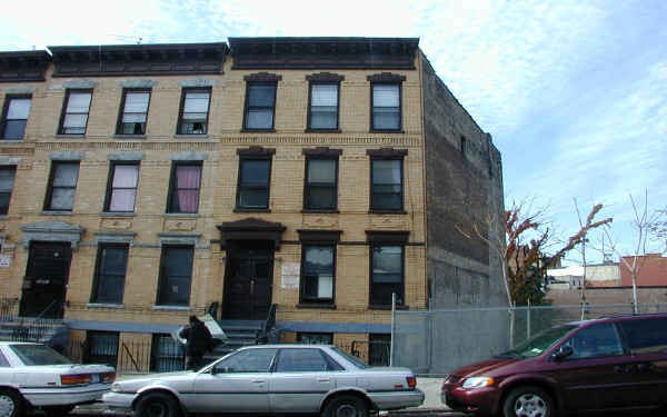 14 Convent St in New York, NY - Building Photo