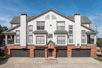 The Livingston in Plano, TX - Foto de edificio - Building Photo