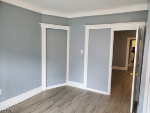 216 Park Ave in East Orange, NJ - Building Photo - Building Photo